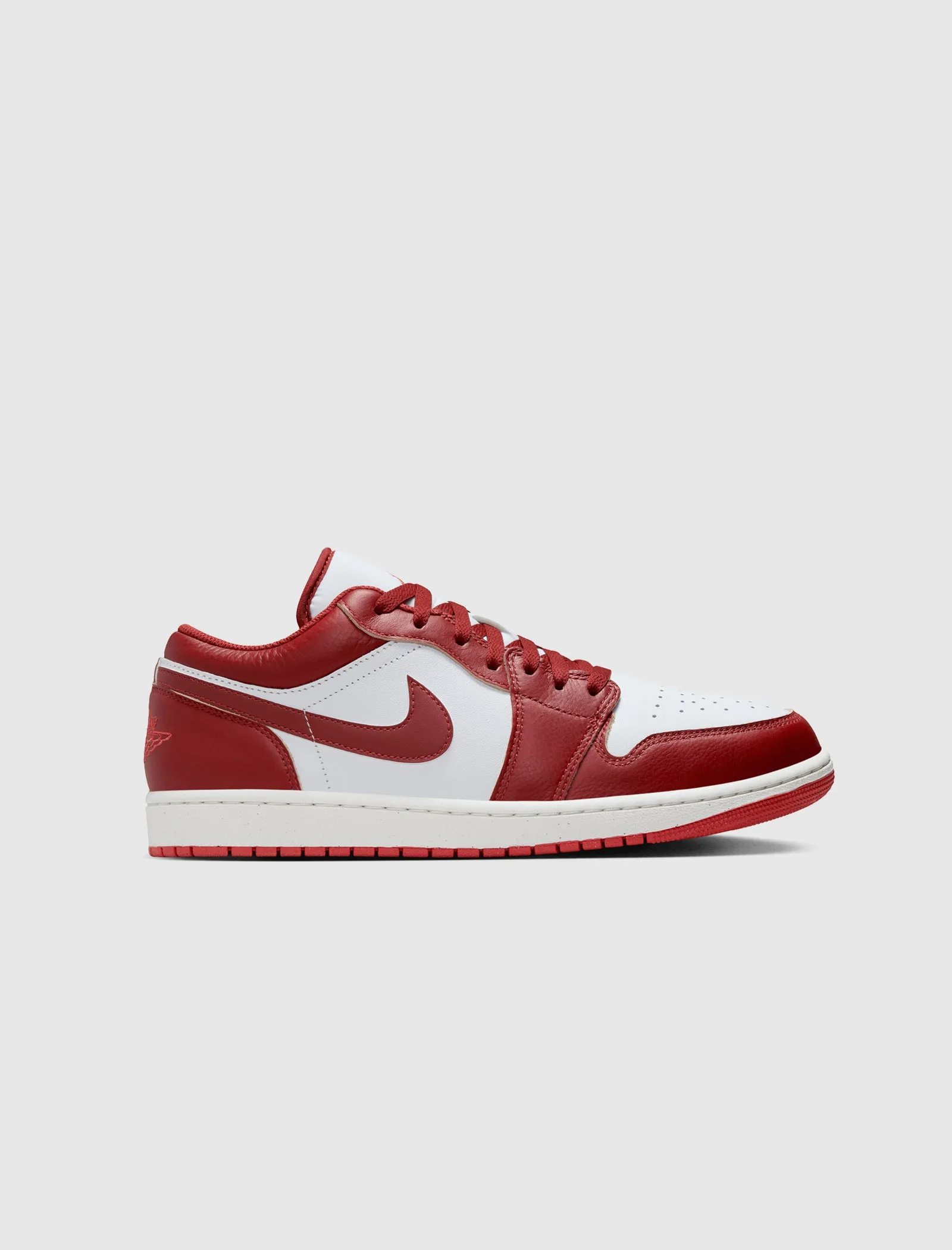 1. Nike Air Jordan 1 Low SE - Dune Red