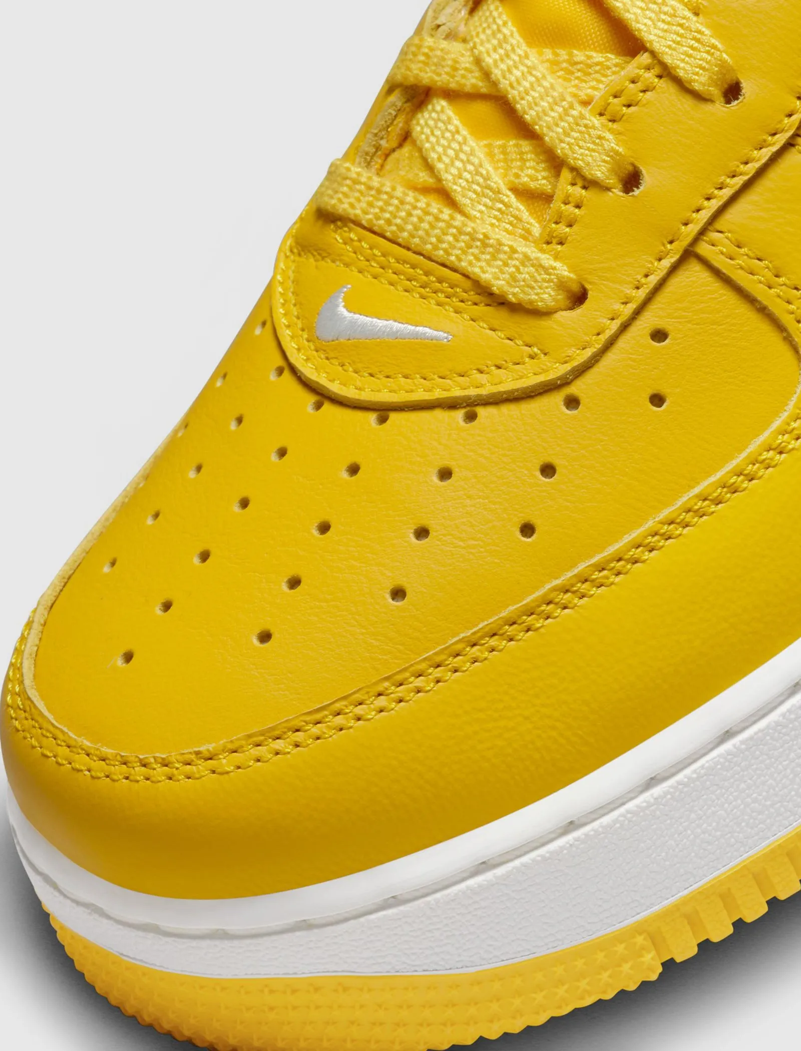 Air Force 1 Low Retro Yellow Jewel - Buy now 