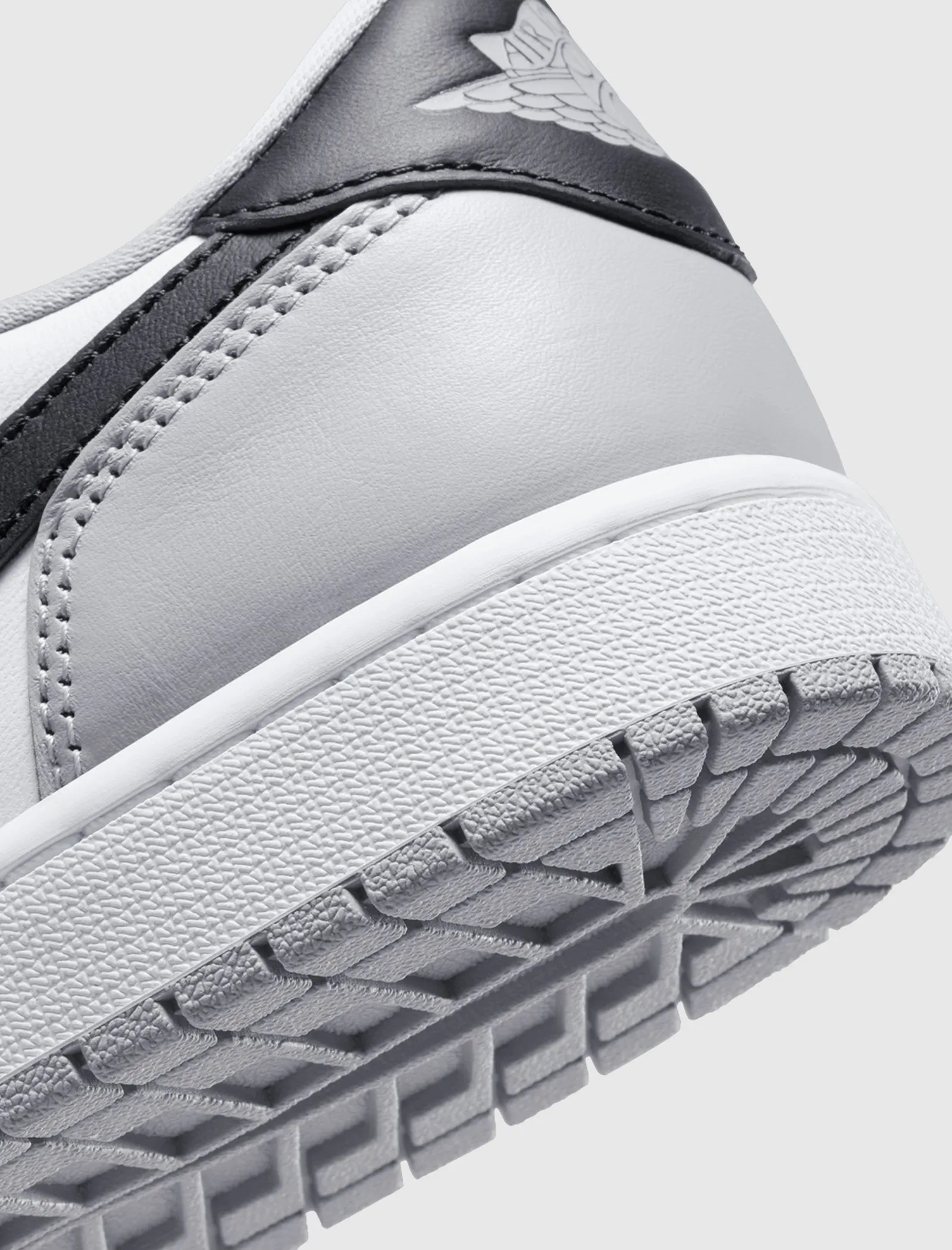 AIR JORDAN 1 LOW OG BARONS - Shop now!