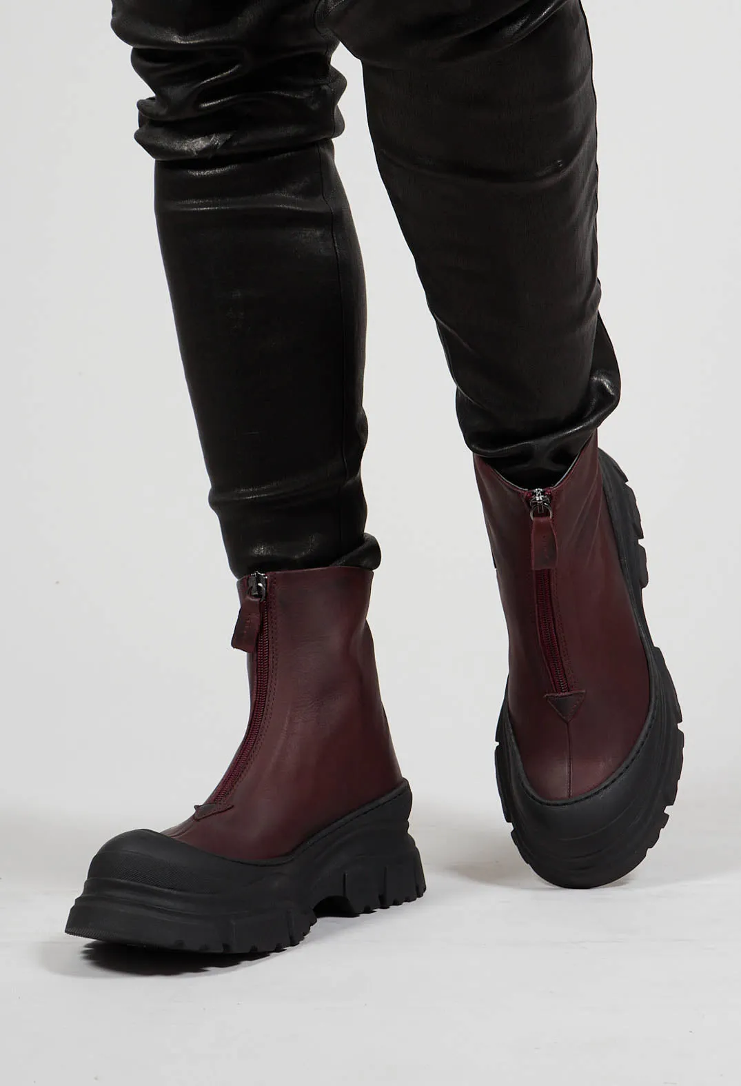 Ankle Boots in Gasoline Lagrain, Zip Front, Google SEO