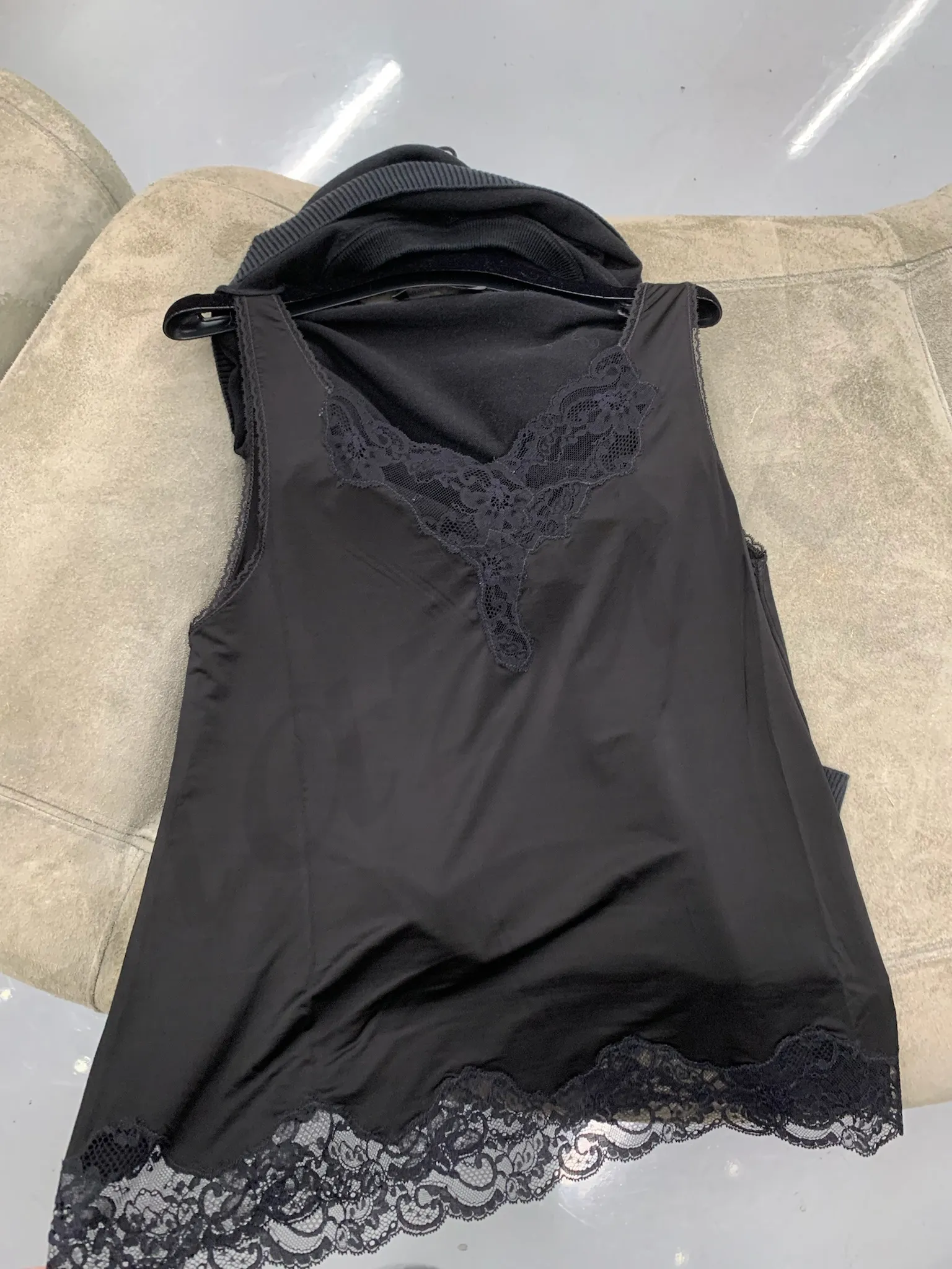 Balenciaga Crew Neck Lace V-neck & Crew neck