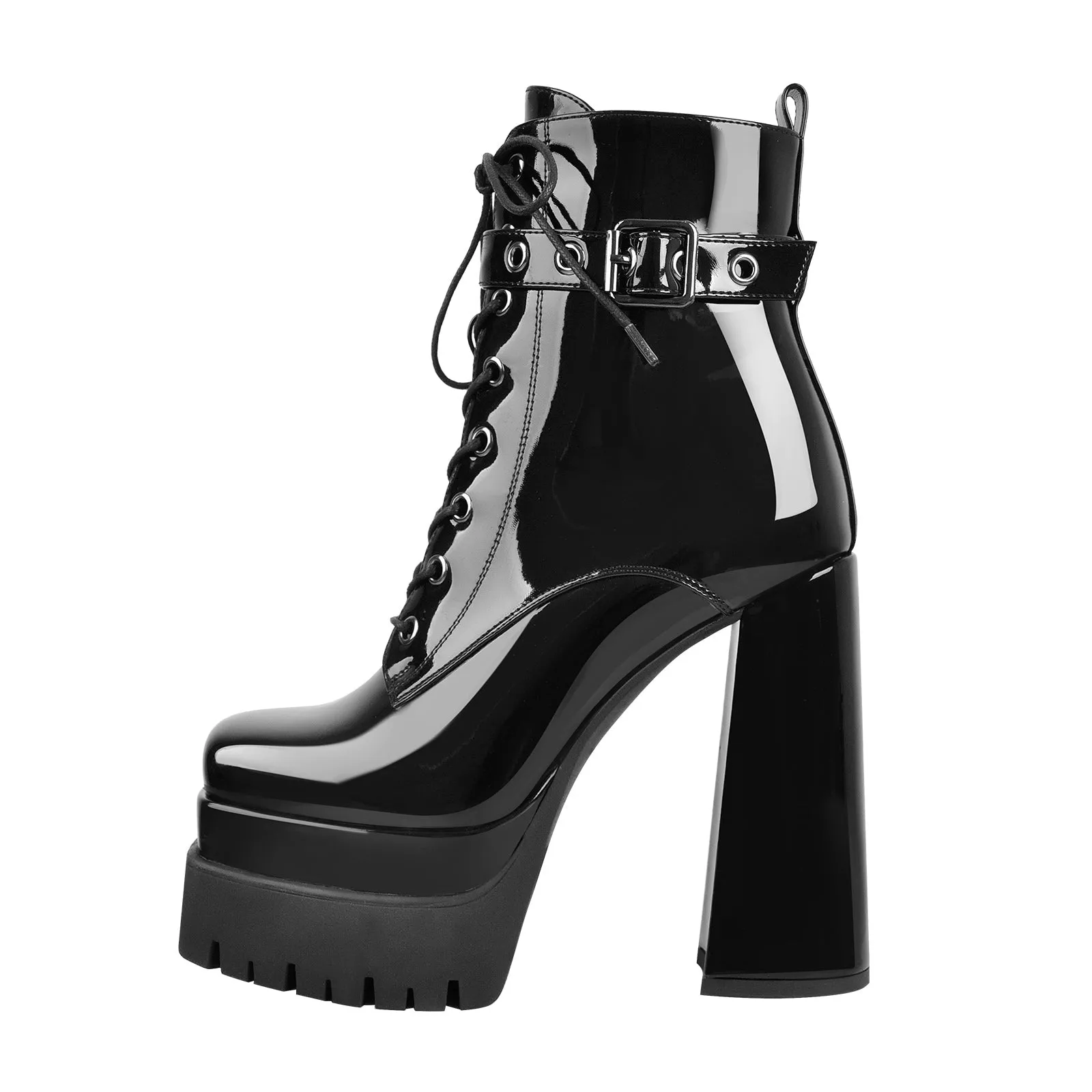 Chunky lace-up ankle boots with zipper in black.