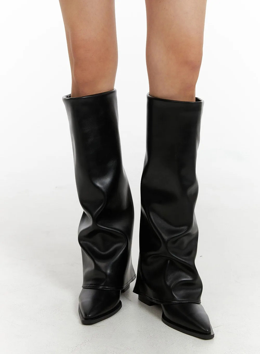 Faux Leather Boots with Back Zip CJ410