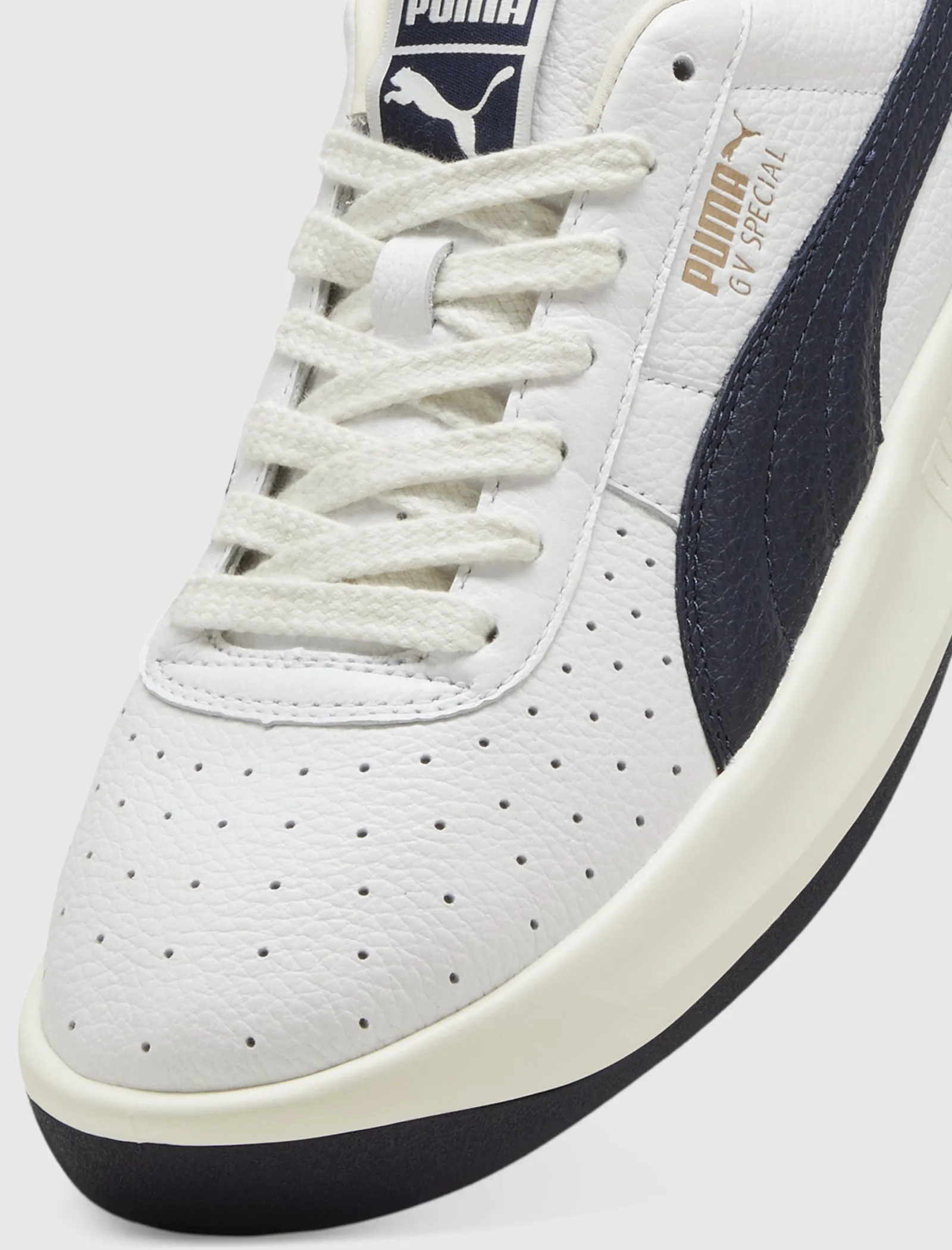 GV Special White Navy Frosted Ivory - Puma Sneakers