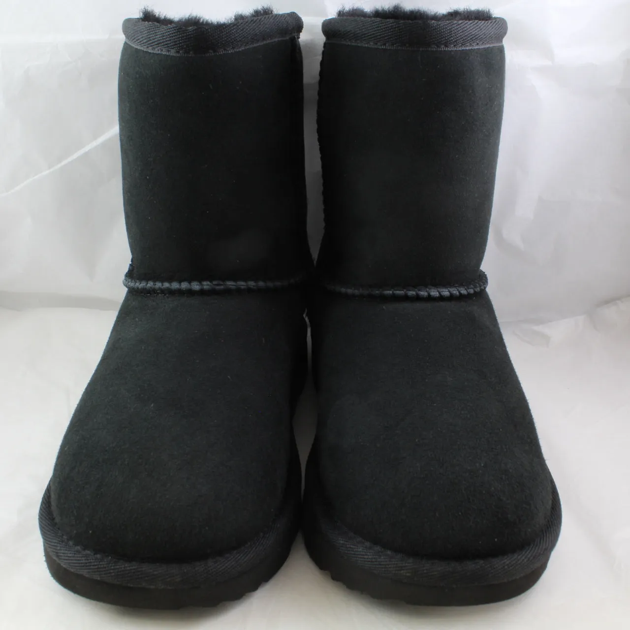 Kids Black Ugg Classic II Youth Shoes