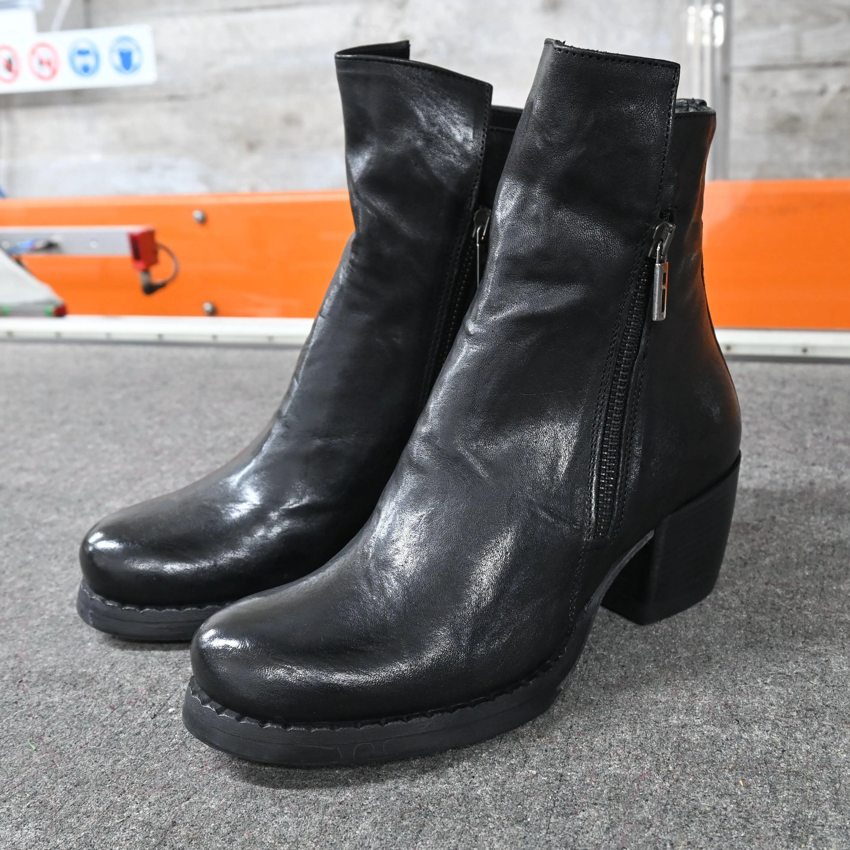 ROBERTA 01- Modern Boots MID DAVIS NERO