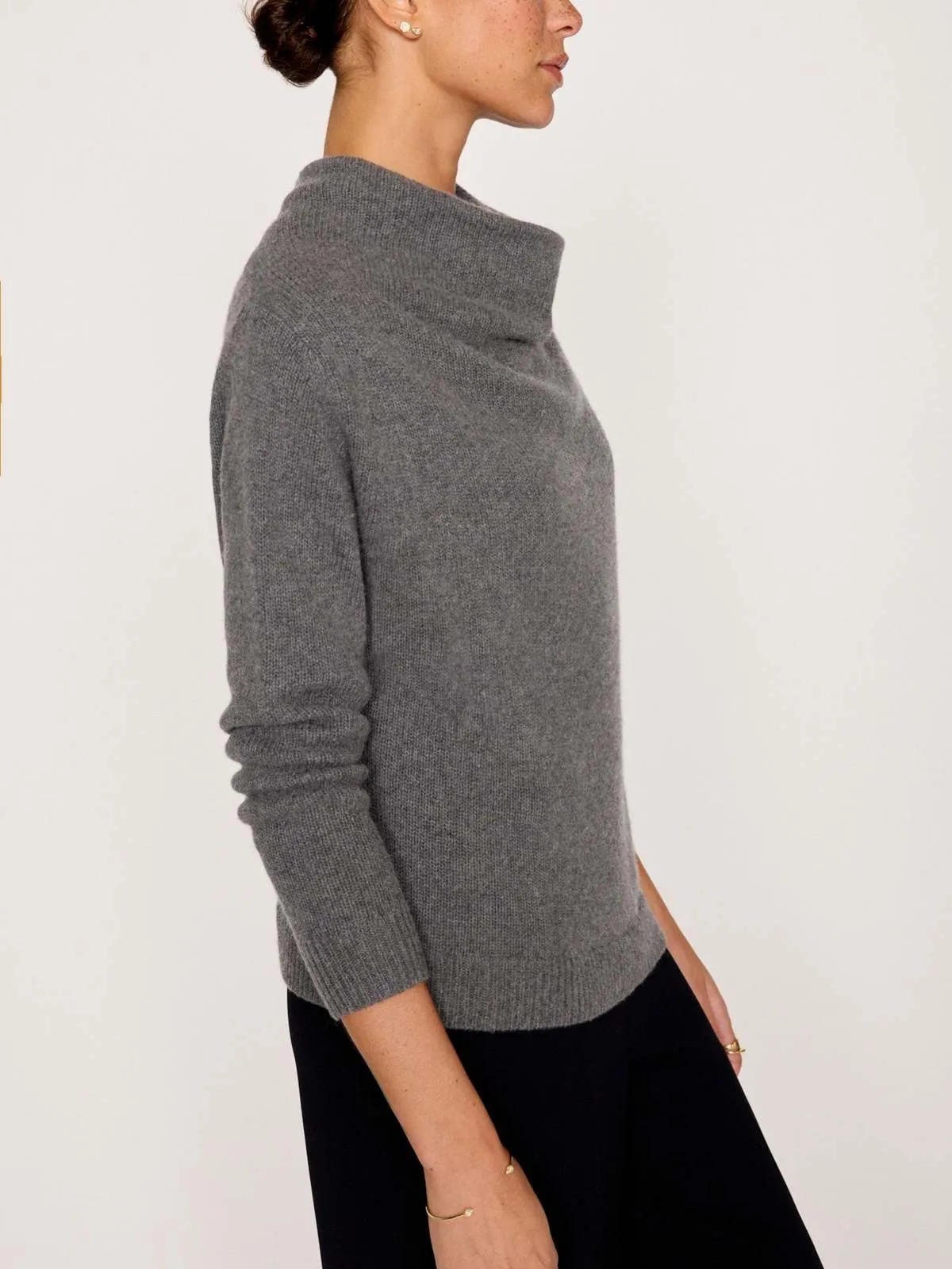 Theo Pullover Sweater - Flint