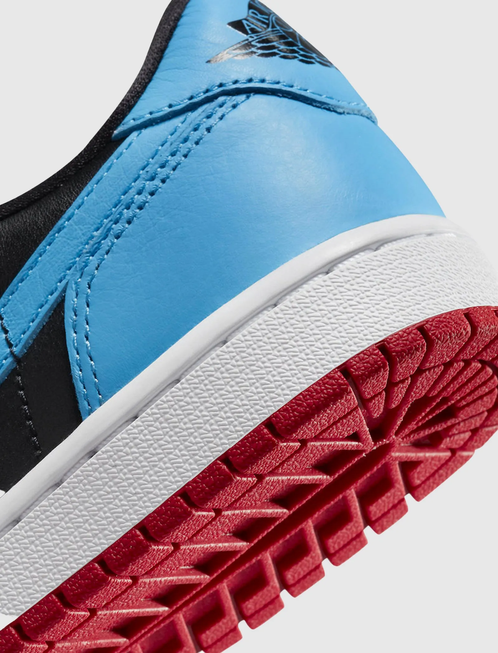 Women's Air Jordan 1 Low OG UNC to Chicago - Shop Now