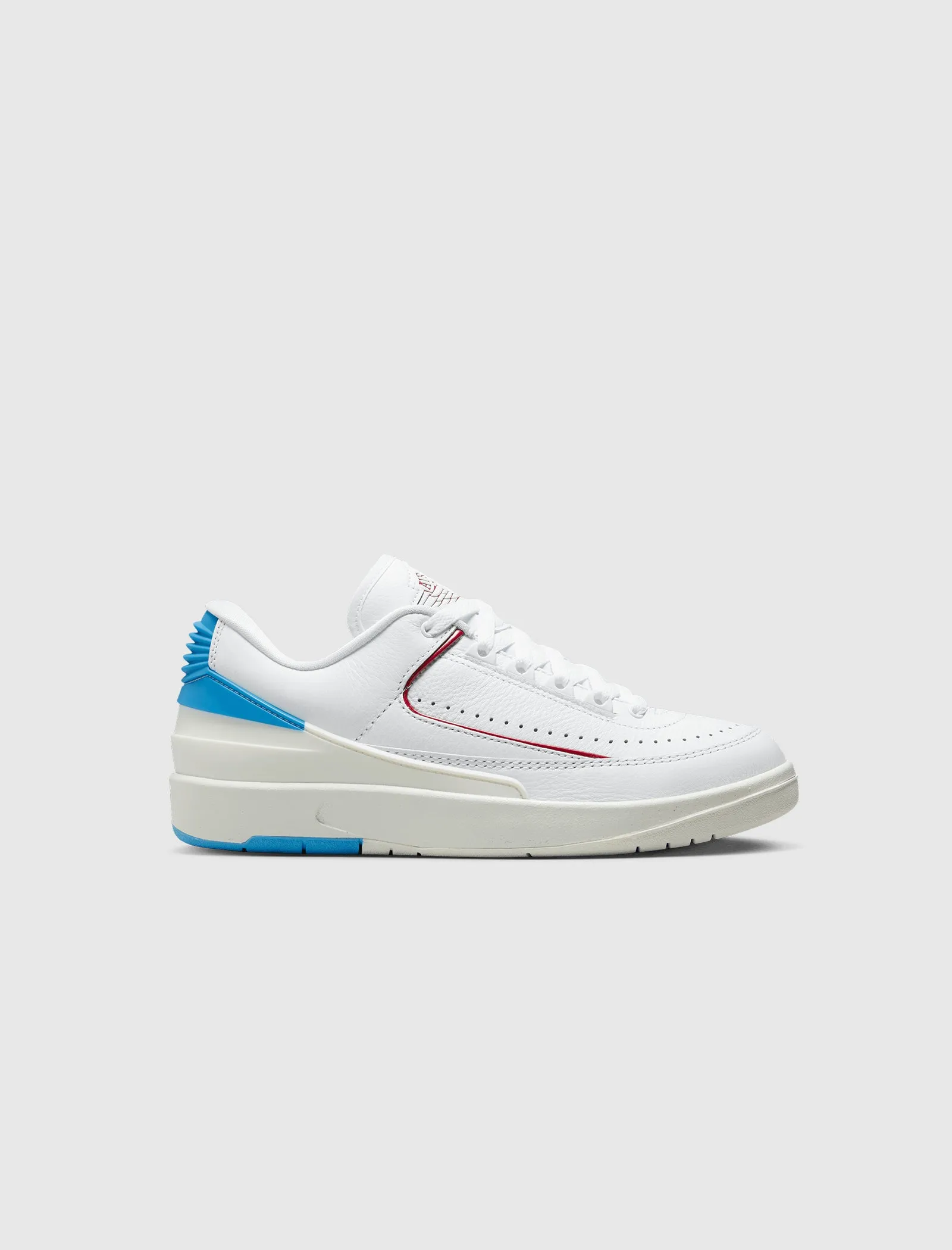 Women's Air Jordan 2 Retro Low - UNC to Chicago Nike Shoes