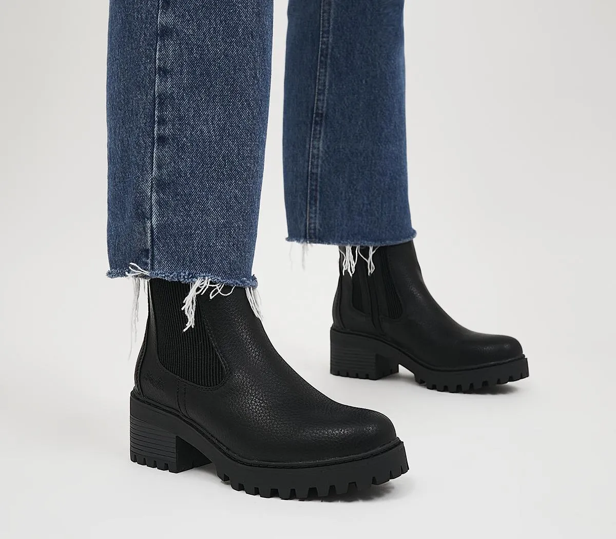 Women's Black Tumbleweed Blowfish Leven Chelsea Boots