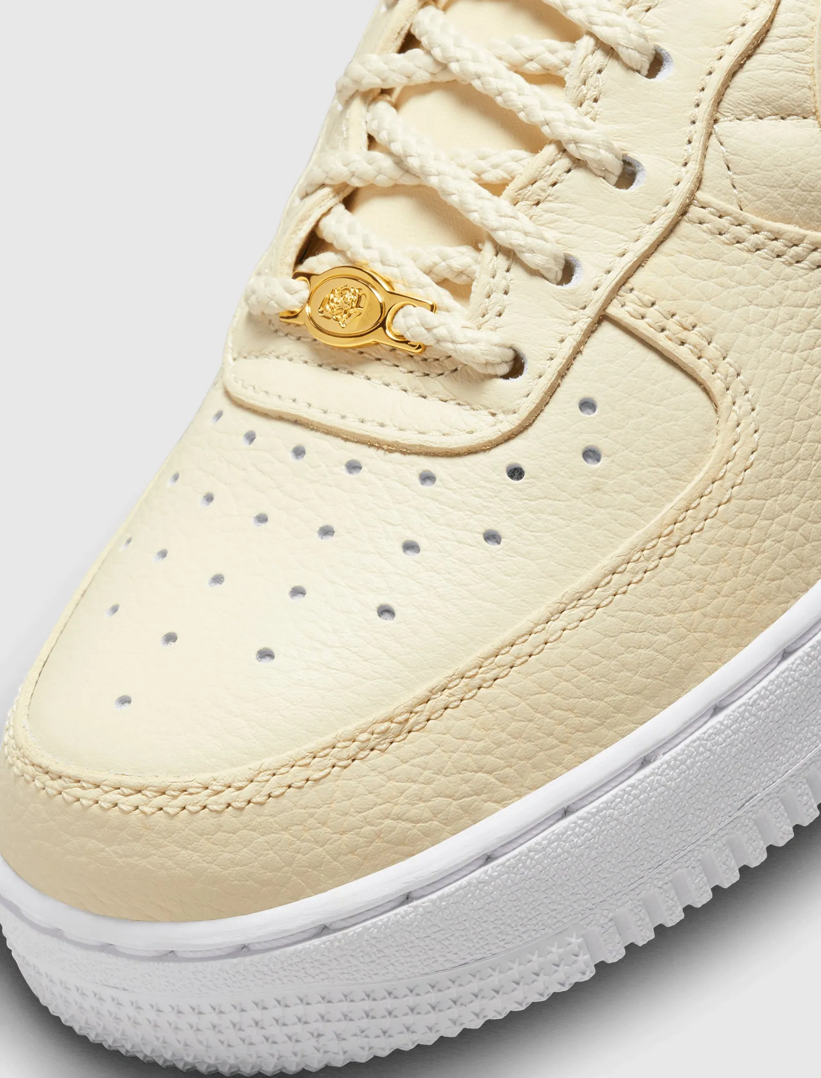 Women's Premium Goods Air Force 1 Low - The Bella